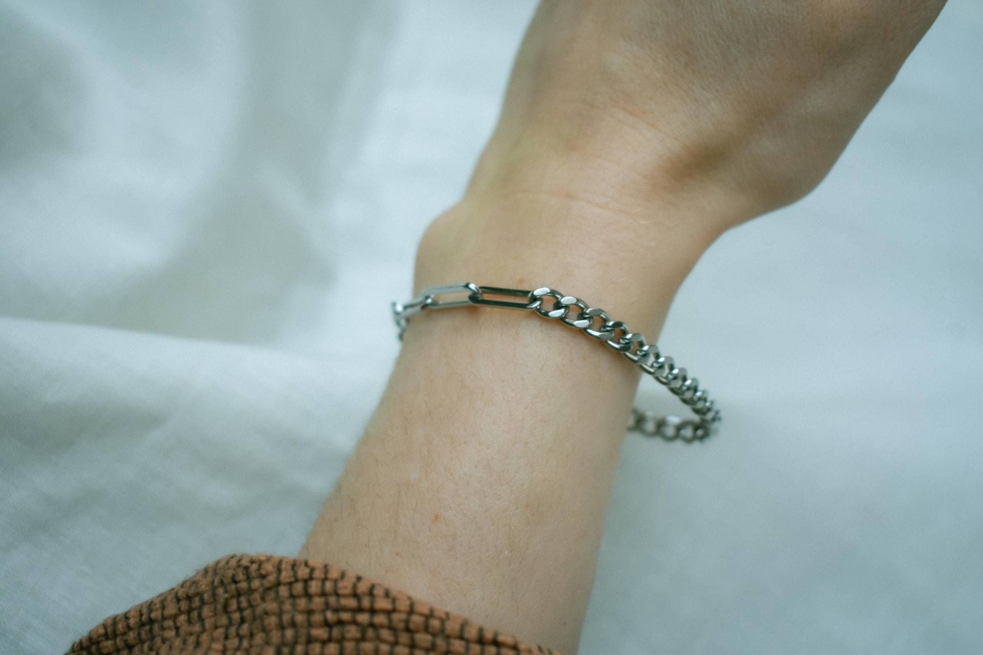 Kaya/Edelstahlketten Armband | Chainarmkette Unisex Kettengliederschmuck Silber Bzw. Platinfarbe von SweetShadowArt