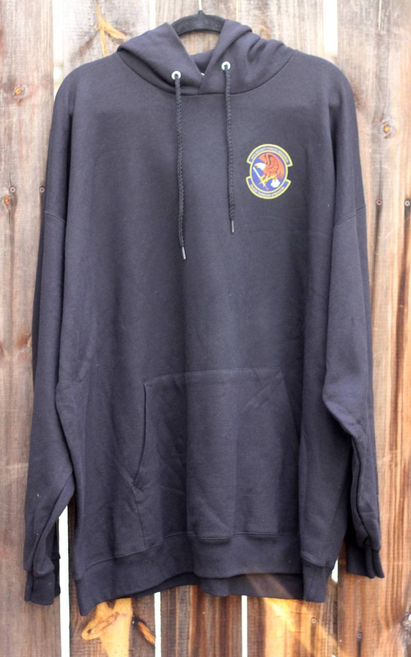 Jahrgang 1990 39. Sicherheit Kräfte Geschwader Schwarz Xl Hoodie von SweetTeeAndThread