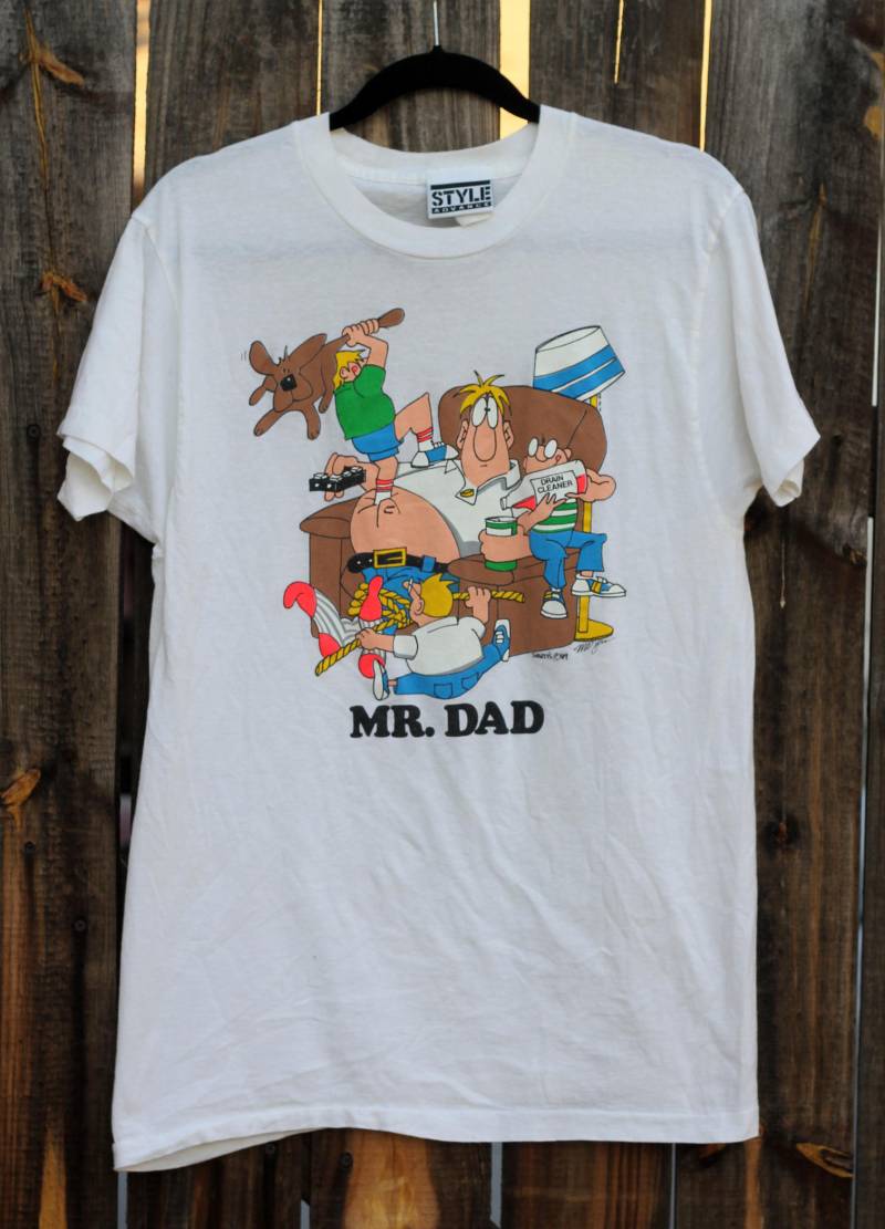 Seltene Vintage Stil Vorab 1989 Herr Papa Grafik Medium T-Shirt von SweetTeeAndThread