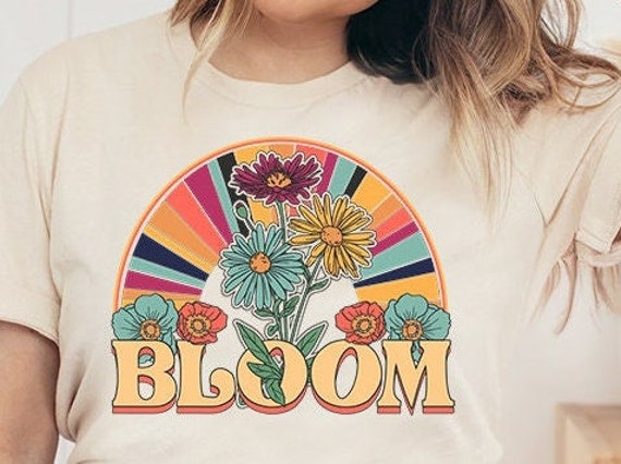 Bloom T-Shirt, Boho-T-Shirt, Blumen-T-Shirt, Vintage-Shirt, Wildblumen-T-Shirt, Damen-Retro-Shirt, Inspirierendes Frauengeschenk von SweetTeeJoyfulThings