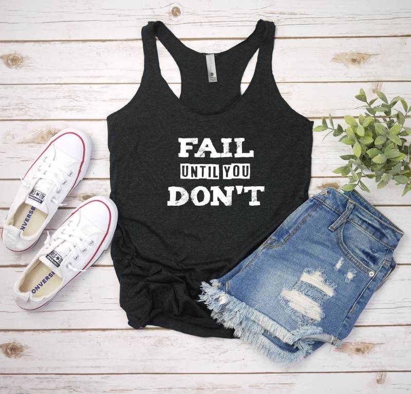 Fitness Tank Top - Don't Give Up, Inspiration, Mit Spruch Fitness Tank Top - Don't Give Up, Inspiration, Mit Spruch von SweetTeesEtc