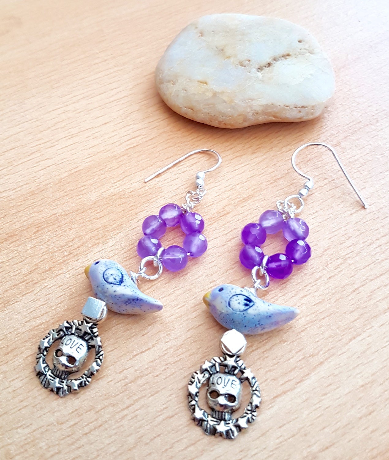 Amethyst Vogel Ohrringe Polymer Clay, Silber Liebe Charm von SweetgemsDesign