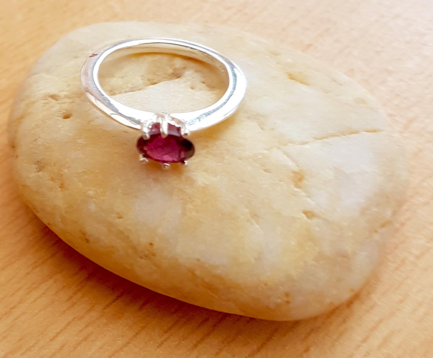 Granat Silber Ring Roter Edelstein Schmuck, Größe 7 von SweetgemsDesign