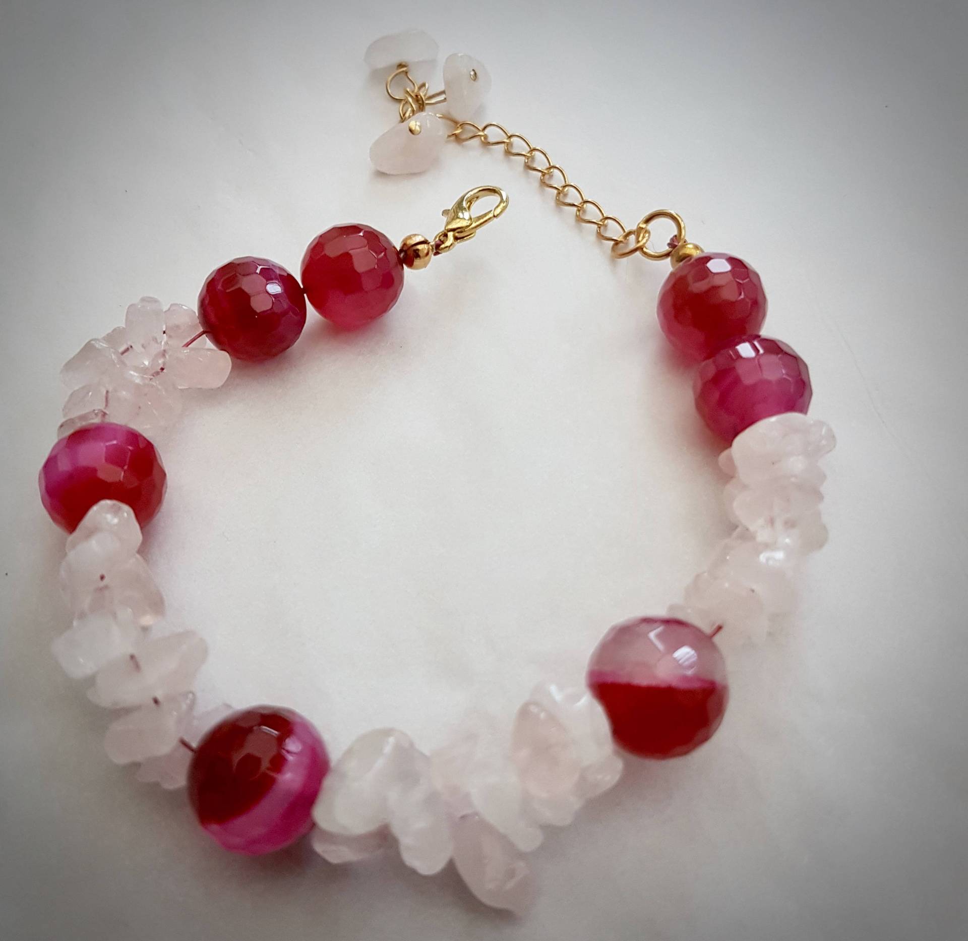 Handgefertigtes Armband Aus Rosenquarz Und Achat von SweetgemsDesign
