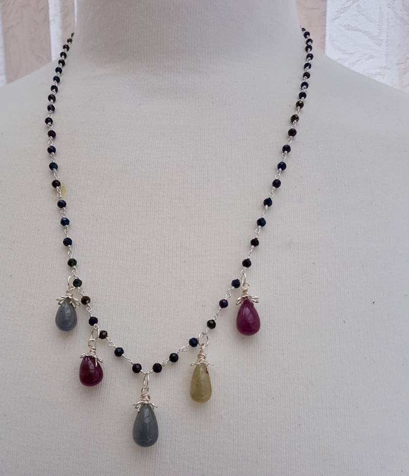 Handgemachte Saphir Kette Sterling Silber, Multi-Color Edelstein Perlen Schmuck von SweetgemsDesign