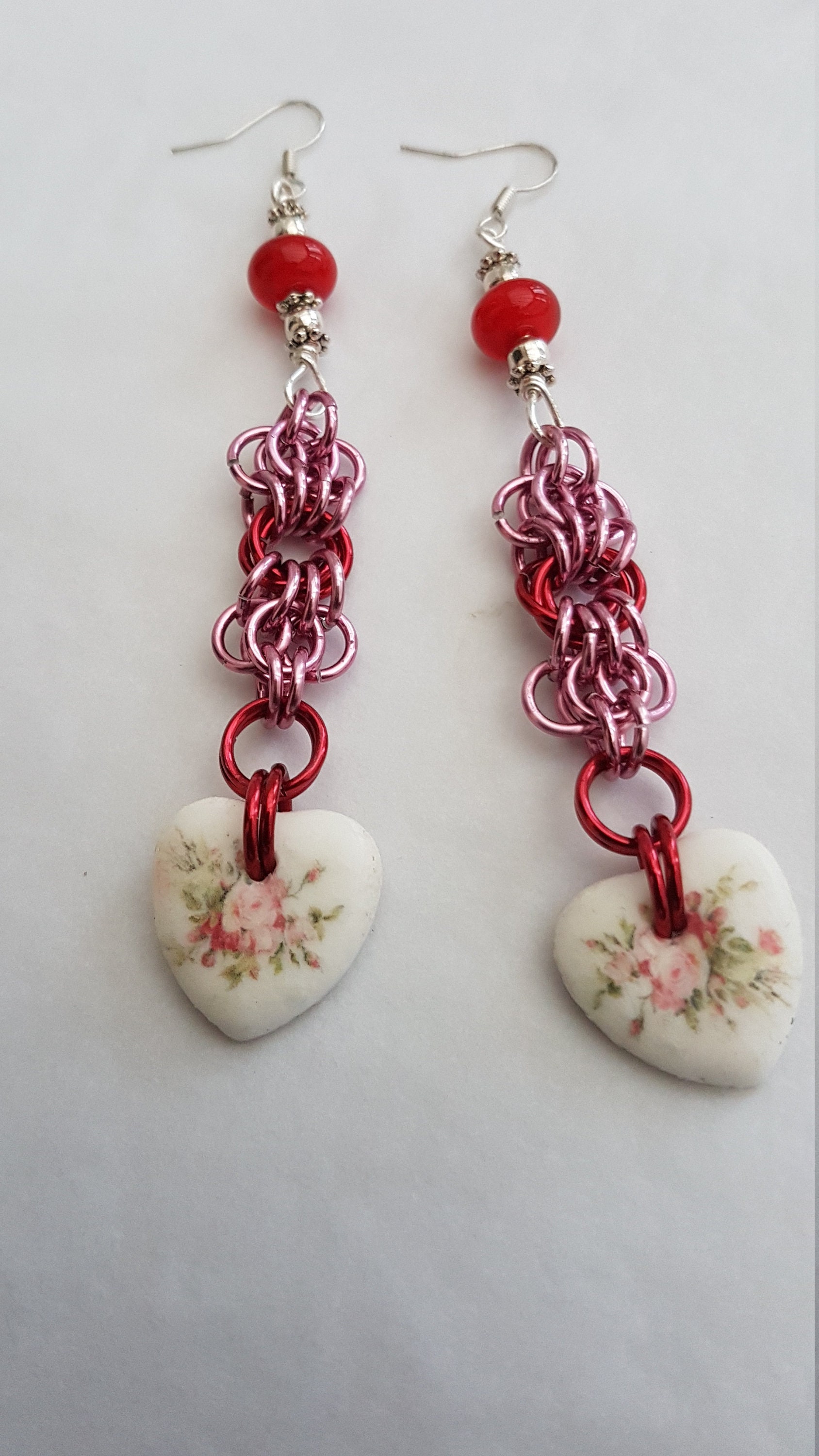 Rosa Rosenherz Ohrhänger Schmetterling Chainmaille, Lampwork Glas von SweetgemsDesign