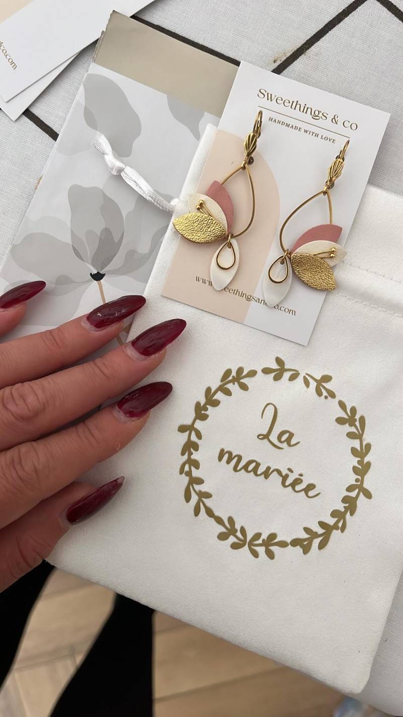 Die Braut-Hochzeitsbox | Ohrringe Aus Goldenen Perlen Und Perlmutt Personalisierter Beutel Geschenk Für Die Zukünftige Braut Elegante von Sweethingsandco