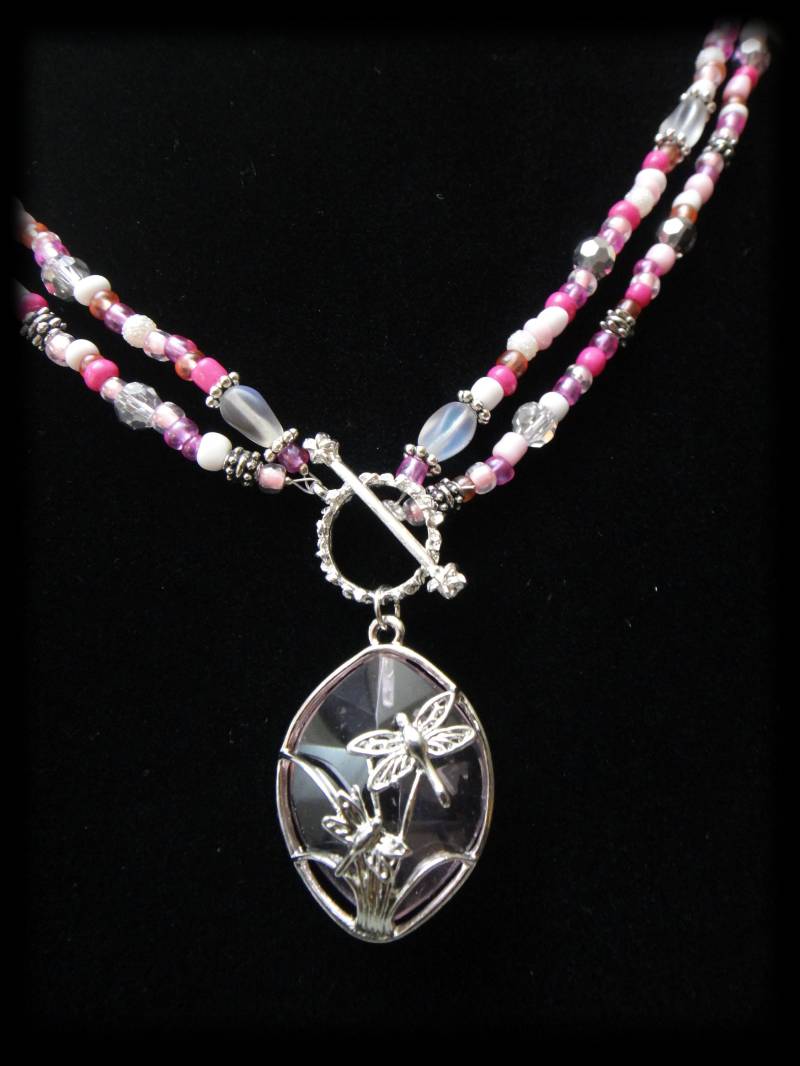 Rosa Libelle Halskette Rosa Libelle Halskette von SweetiesTreasures