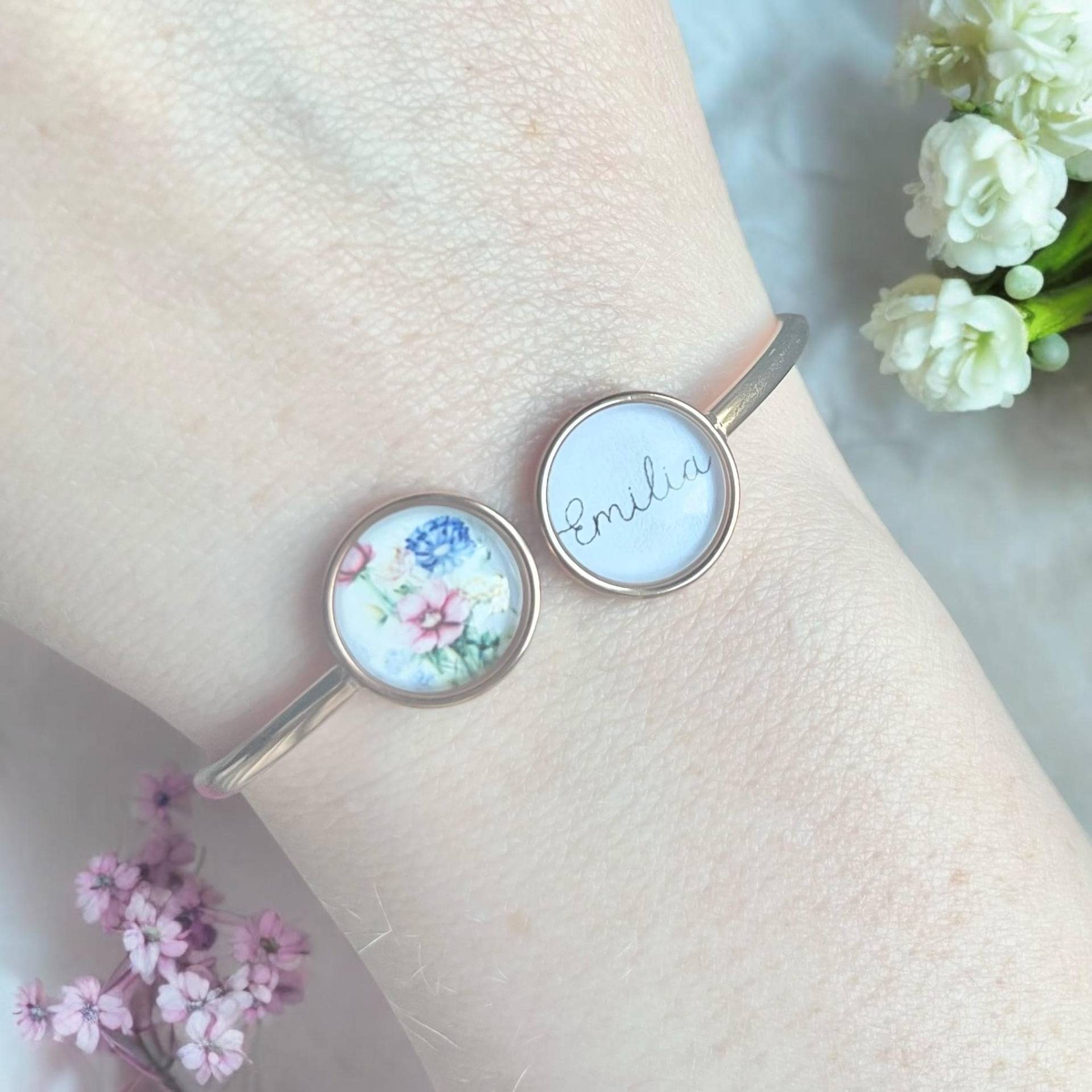 Armreif Mit 1 Oder 2 Namen Personalisiert Roségold Edelstahl Armband Wasserfester Schmuck Armreif Mit 1 Oder 2 Namen Personalisiert Roségold Edelstahl Armband Wasserfester Schmuck von Sweetlittlelove24