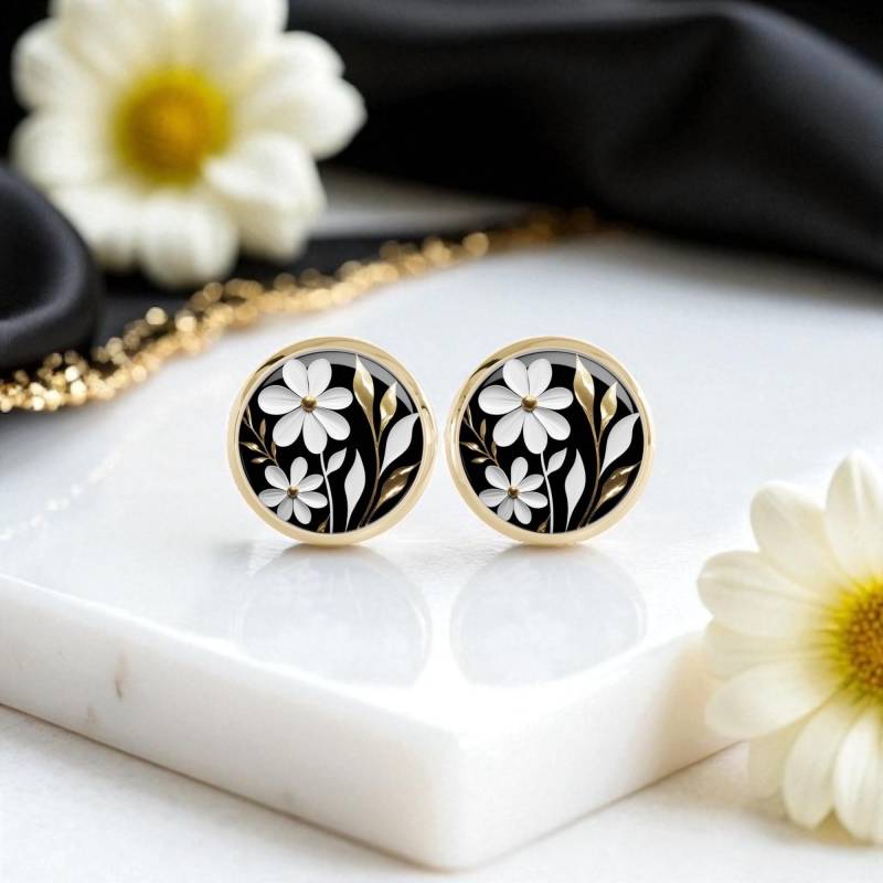 Blumen Ohrringe Gold Schwarz Weiß Blumen Ohrringe Gold Schwarz Weiß von Sweetlittlelove24