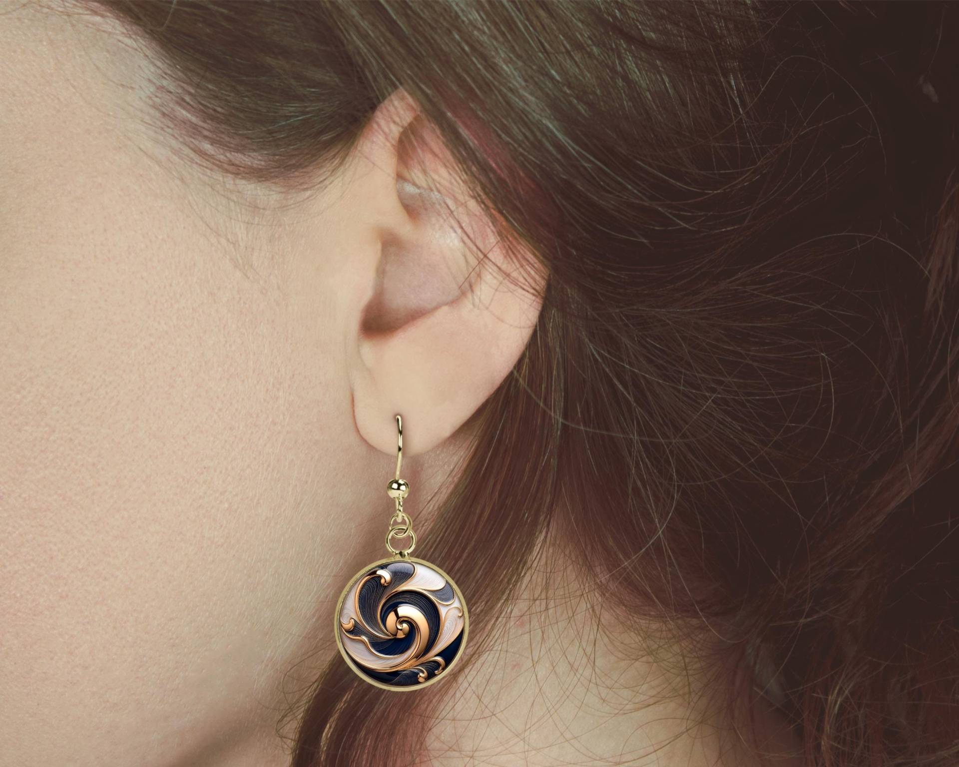 Hängende Ohrringe Gold Schwarz Weiß von Sweetlittlelove24