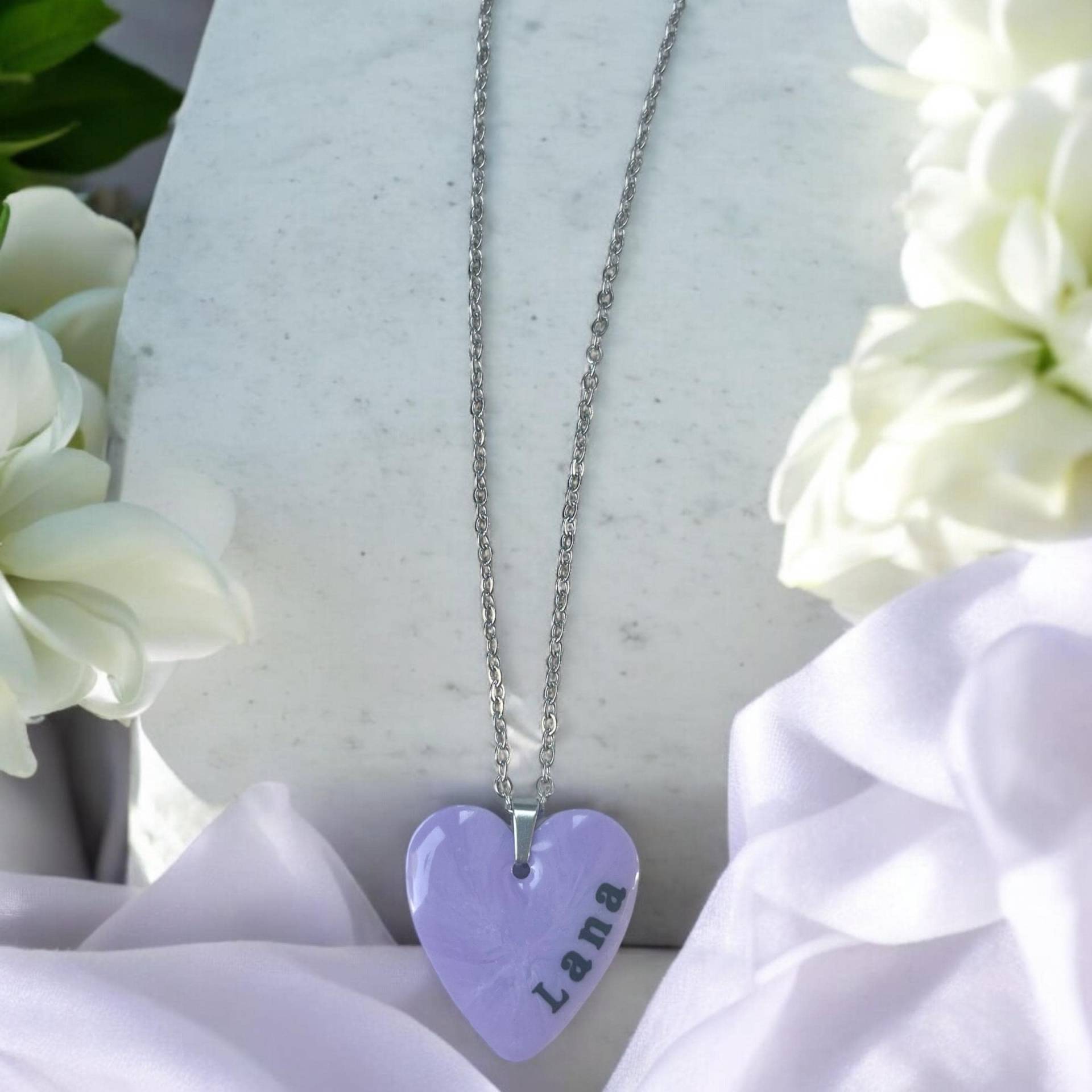 Halskette Mit Namen Personalisiert Herz Anhänger Silber Edelstahl Lila Flieder Individuell Persönlich von Sweetlittlelove24
