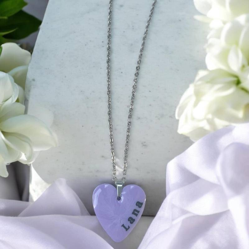 Halskette Mit Namen Personalisiert Herz Anhänger Silber Edelstahl Lila Flieder Individuell Persönlich von Sweetlittlelove24