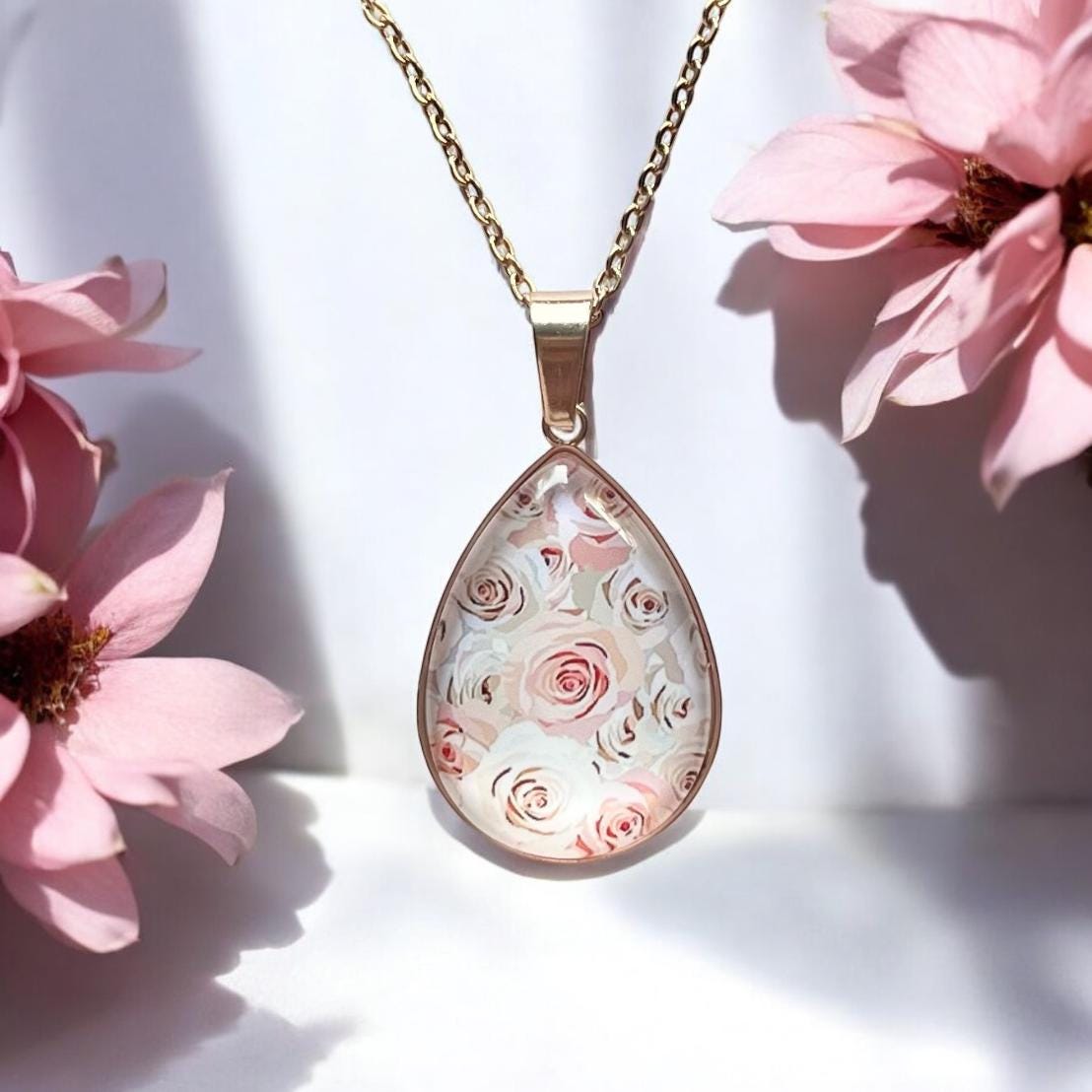 Halskette Roségold Damen Blumen Kette Rosen Rosa Halskette Roségold Damen Blumen Kette Rosen Rosa von Sweetlittlelove24