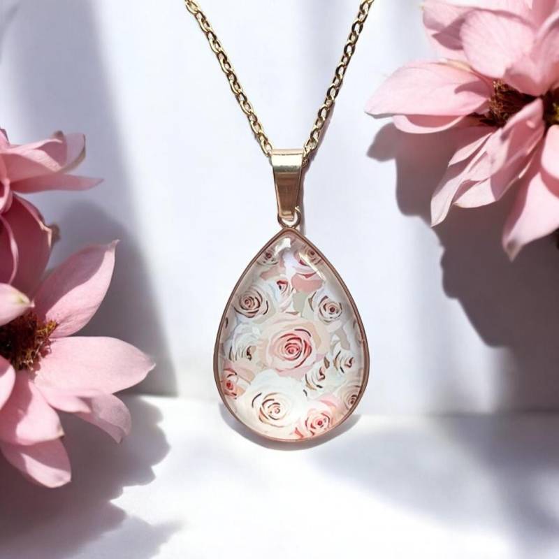 Halskette Roségold Damen Blumen Kette Rosen Rosa Halskette Roségold Damen Blumen Kette Rosen Rosa von Sweetlittlelove24