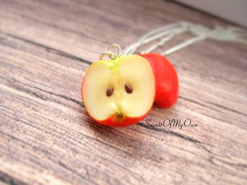 Rote Apfelhälften Bff Charms - Beste Freundin Geschenk Charms/Halskette/Schlüsselanhänger Handgemacht in Großbritannien Mto Rote Apfelhälften Bff Charms - Beste Freundin Geschenk Charms/Halskette/Schlüsselanhänger Handgemacht in Großbritannien Mto von SweetsOfMyOwn