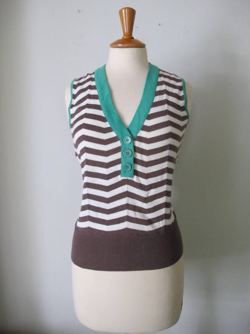 Vintage Braun Weiß Grün Gestreifte Chevron Pullover Weste Größe Klein von SwellDameBoutique