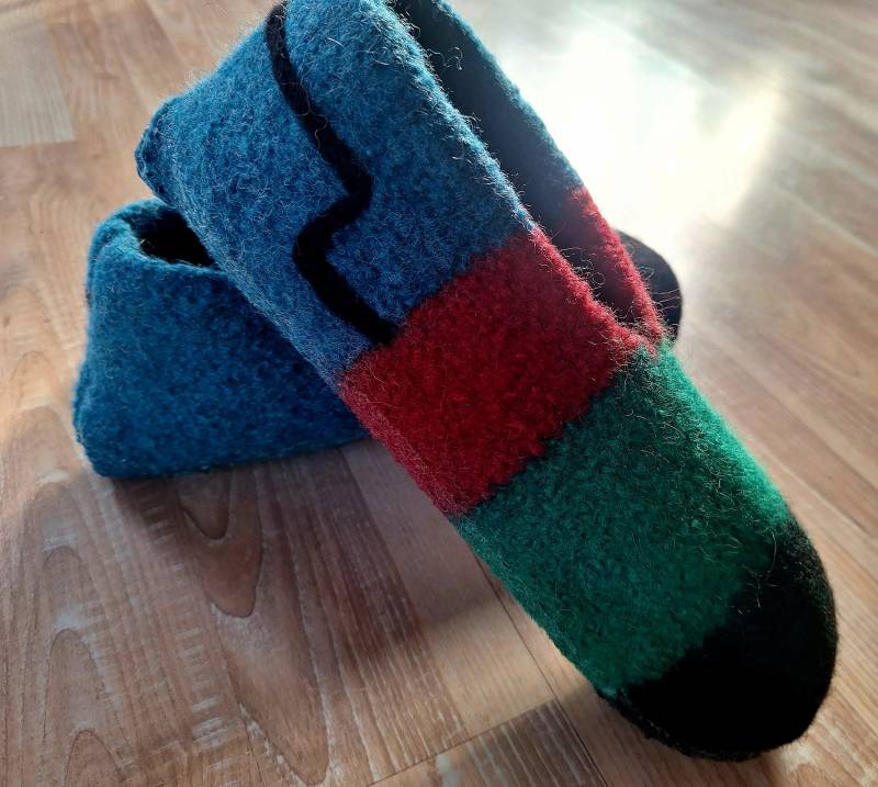 Filzschuhe Gr. 43 Puschen Für Alle - Bequeme Filzpuschen Filzschuhe Gr. 43 Puschen Für Alle - Bequeme Filzpuschen von SwensGeschenkedesign