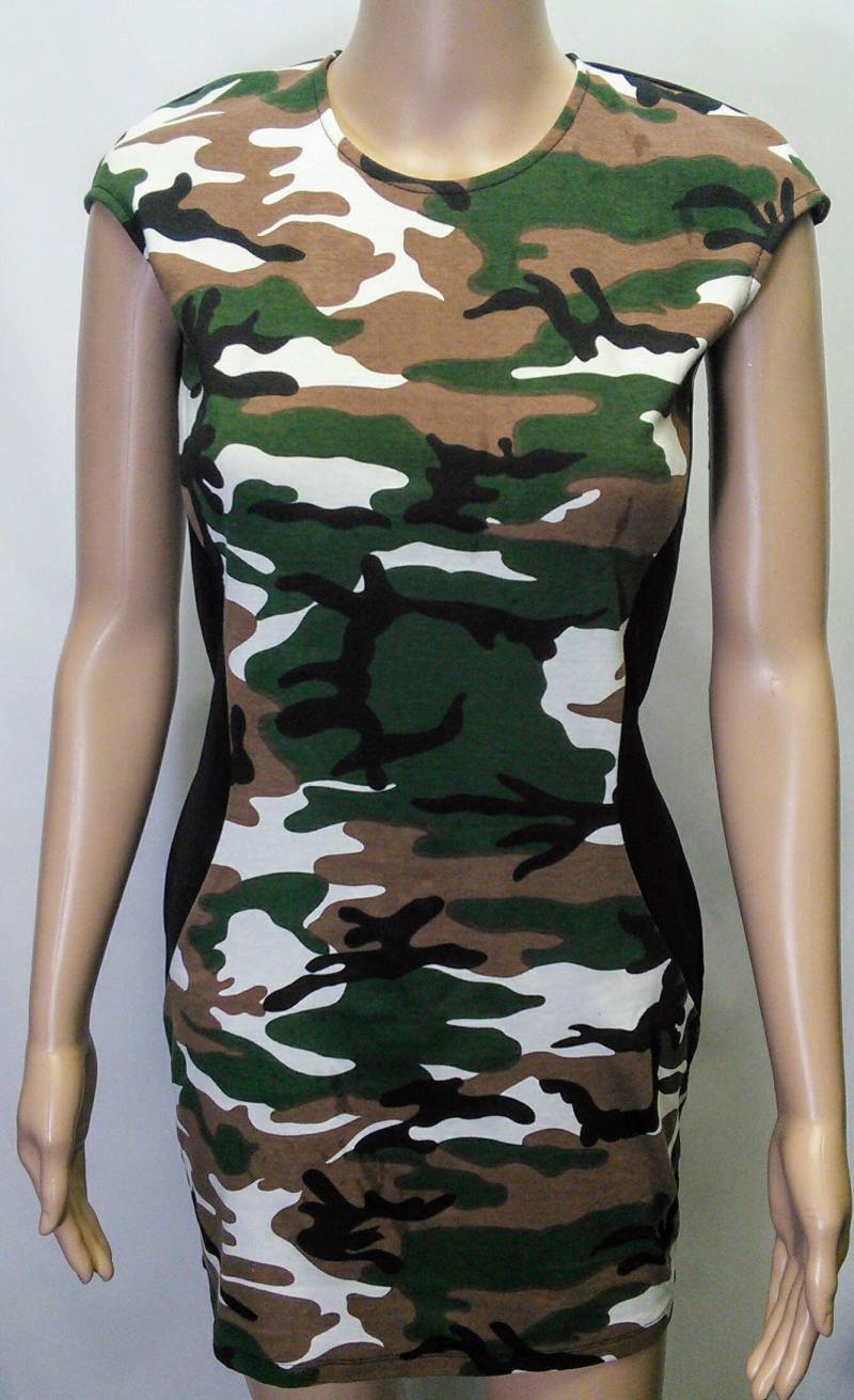 Tarnung Bodycone Kleid von SwiftStitchDesign