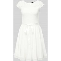 Swing Cocktailkleid mit Spitzenbesatz und Bindegürtel in Offwhite, Größe 32 von Swing