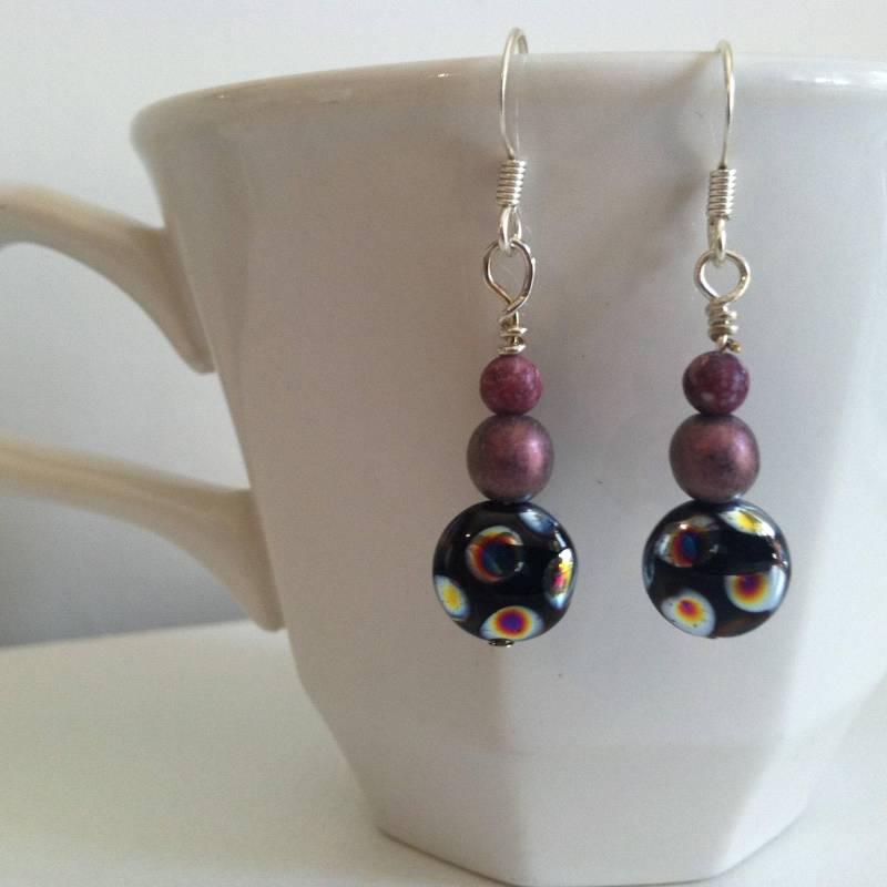 Lila & Schwarz Kleine Ohrringe, Lavendel Silber Perlen Tropfen Ohrring, Zierliche Boho-stil Baumeln, Ungewöhnliche Handgemachte Einzigartige Ohrring Lila & Schwarz Kleine Ohrringe, Lavendel Silber Perlen Tropfen Ohrring, Zierliche Boho-stil Baumeln, Ungewöhnliche Handgemachte Einzigartige Ohrring von SwingBling