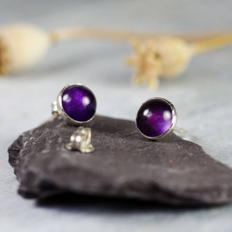 Silber Ohrstecker Amethyst 6mm Edelsteine Februar Birthstone Geschenk Gem Studs Posts Silber Ohrstecker Amethyst 6mm Edelsteine Februar Birthstone Geschenk Gem Studs Posts von SycamoonJewellery