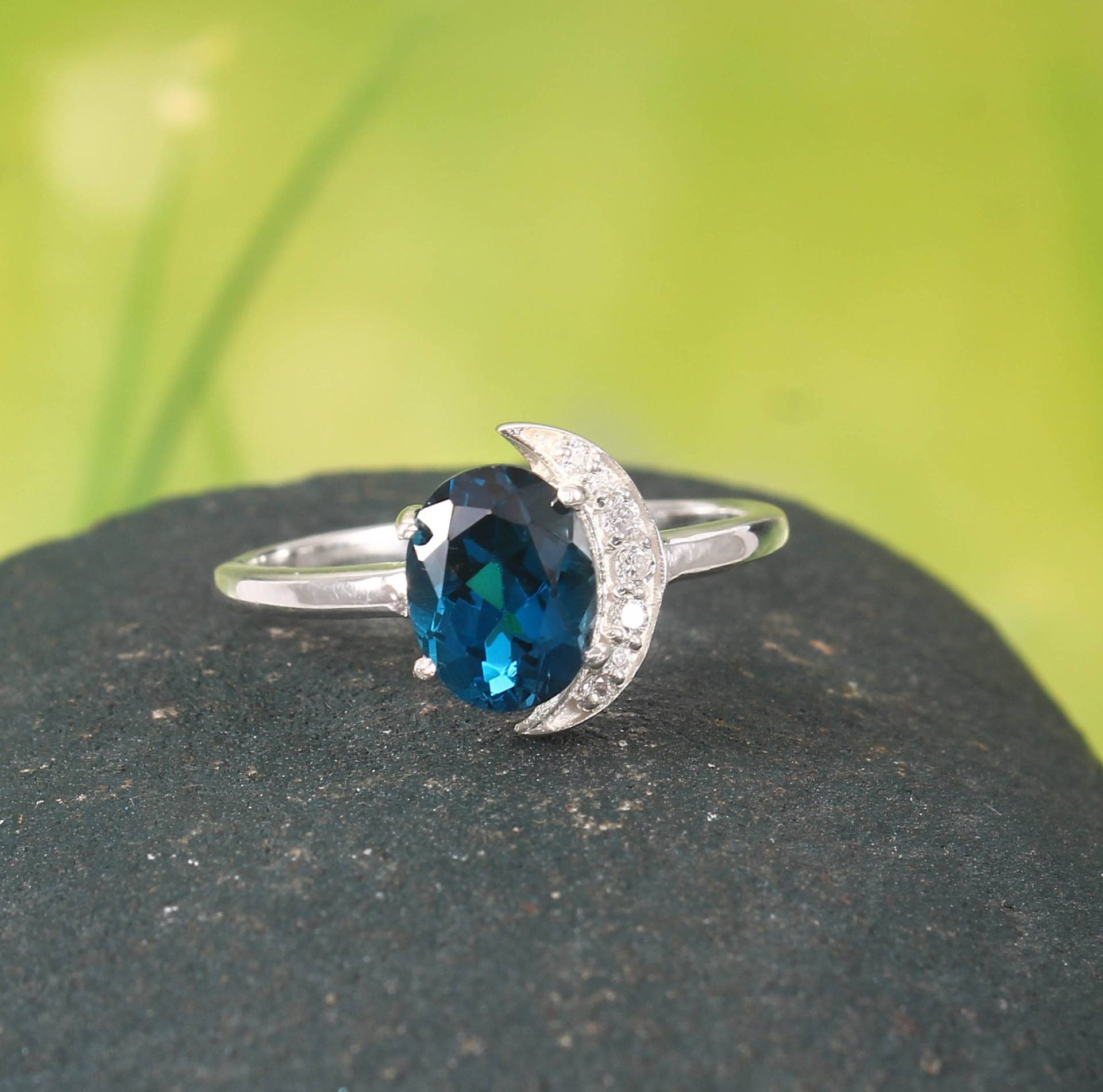 London Blautopas Ring, Solitär Blue Topaz Verlobungsring, 925 Sterling Silber, Ehering, Geschenk Für Sie, Alltagsring von SykGems