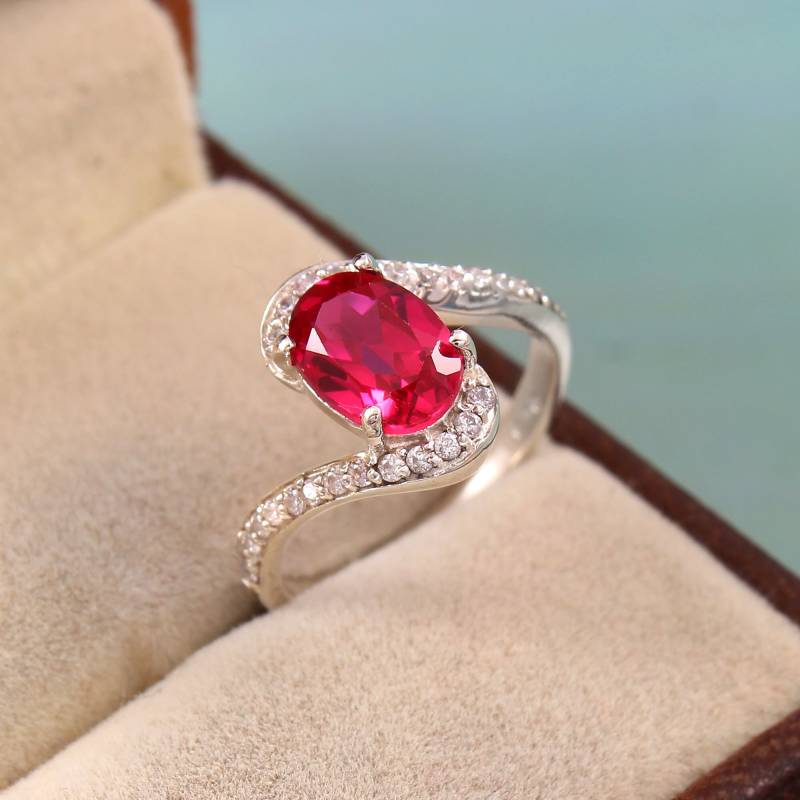 Rubin Ring, Ovalschliff Verlobungsring 925 Sterling Silber Ehering Alltagsring Versprechensring, Lab Einzigartiger Ring von SykGemsJewels