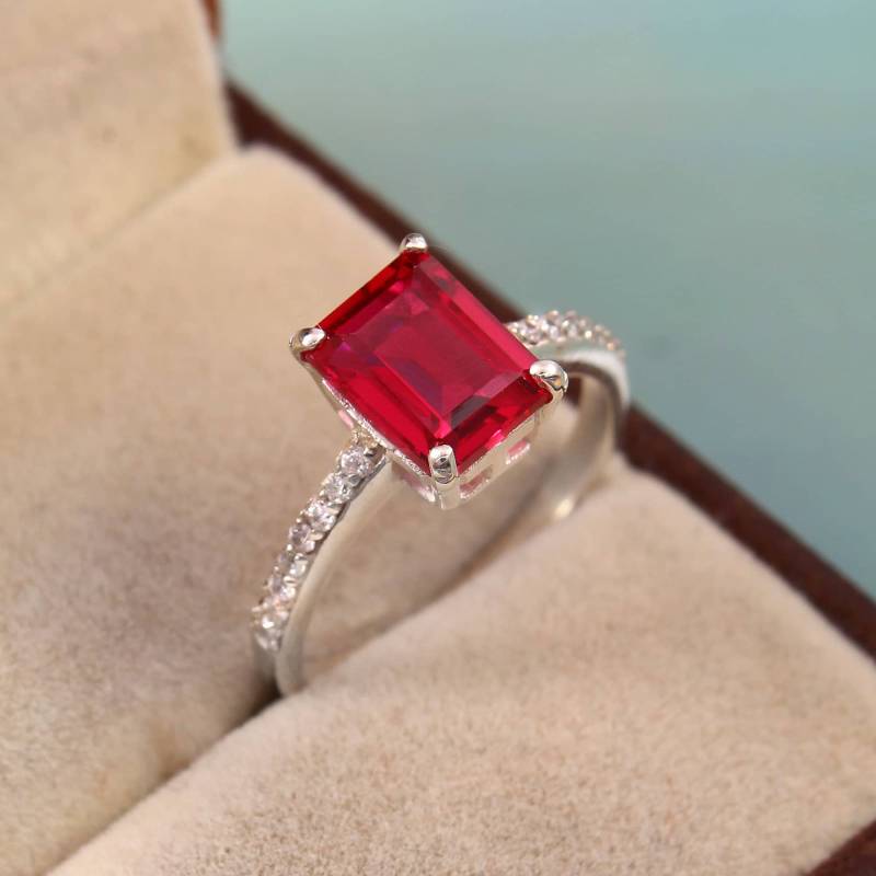 Rubinring , Smaragdschliffring Rubin Verlobungsring 925 Sterling Silber Ring, Ehering Alltagsring Versprechensring Lab Ring Einzigartiger von SykGemsJewels