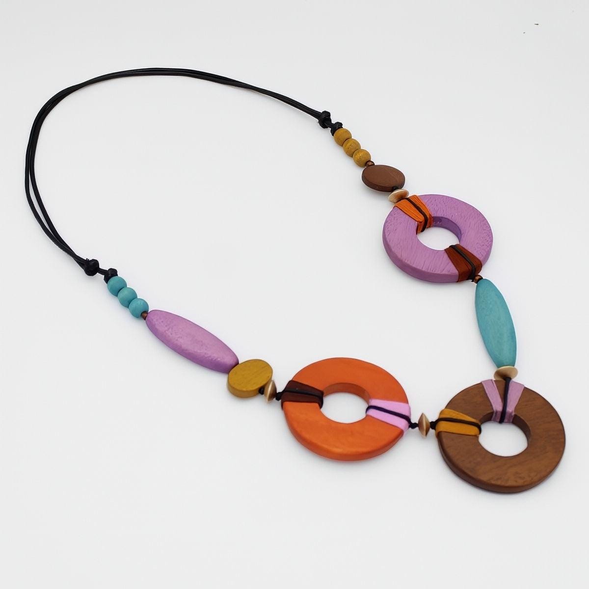 Saylor Multi-Color Holz Offene Perlenkette Saylor Multi-Color Holz Offene Perlenkette von SylcaDesigns