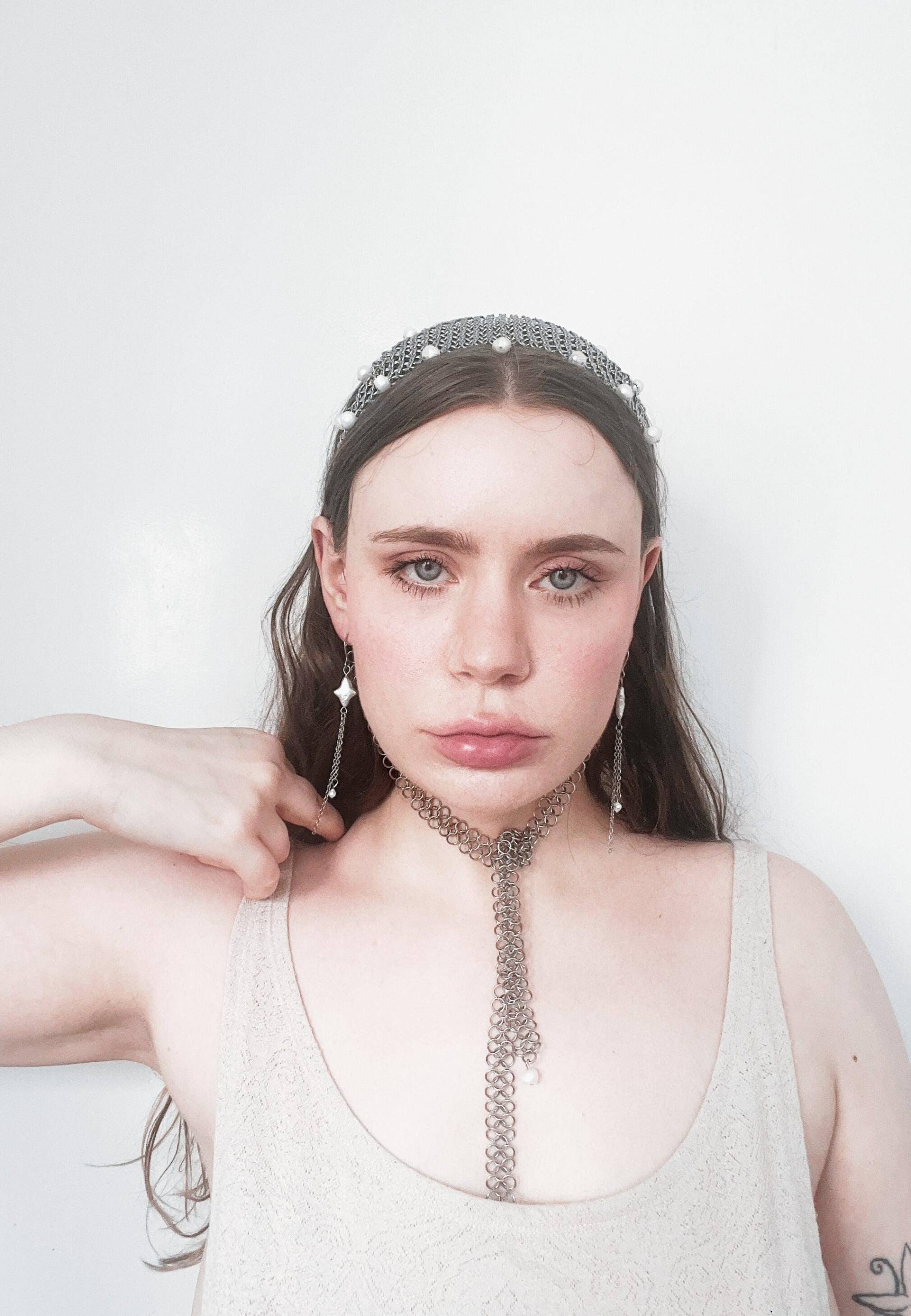Chainmaille Triangle Headband Number 3 Chainmaille Triangle Headband Number 3 von SylphieShop