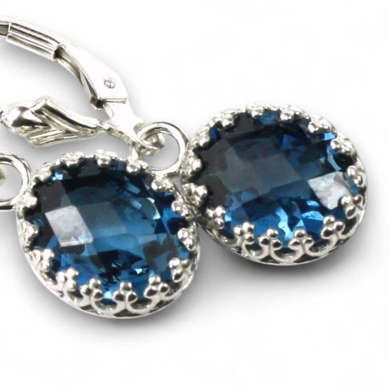 London Blautopas, 925 Sterling Silber Krone Lünette Ohrringe, Se109 von SylvaRocks2