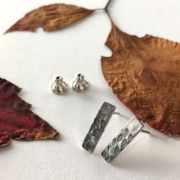 Blatt Kleine Ohrringe, Silber Rechteck Ohrstecker von SylvaineJewellery