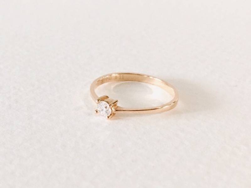 Vintage Brillant Solitär Ring in 18Kt Roségold Vintage Brillant Solitär Ring in 18Kt Roségold von SymbolandMagic