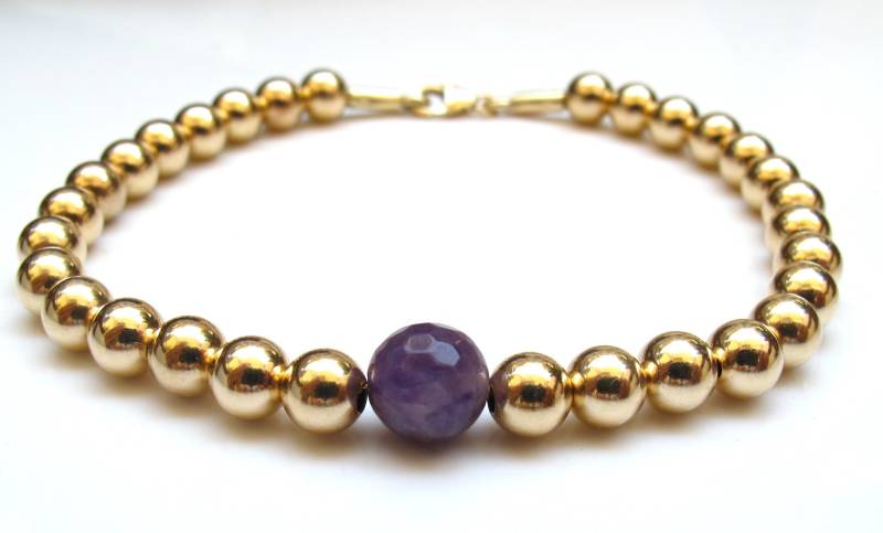 14K Massive Gelb Gold Perlen Amethyst Edelstein Armreif von Symbolinajewelry