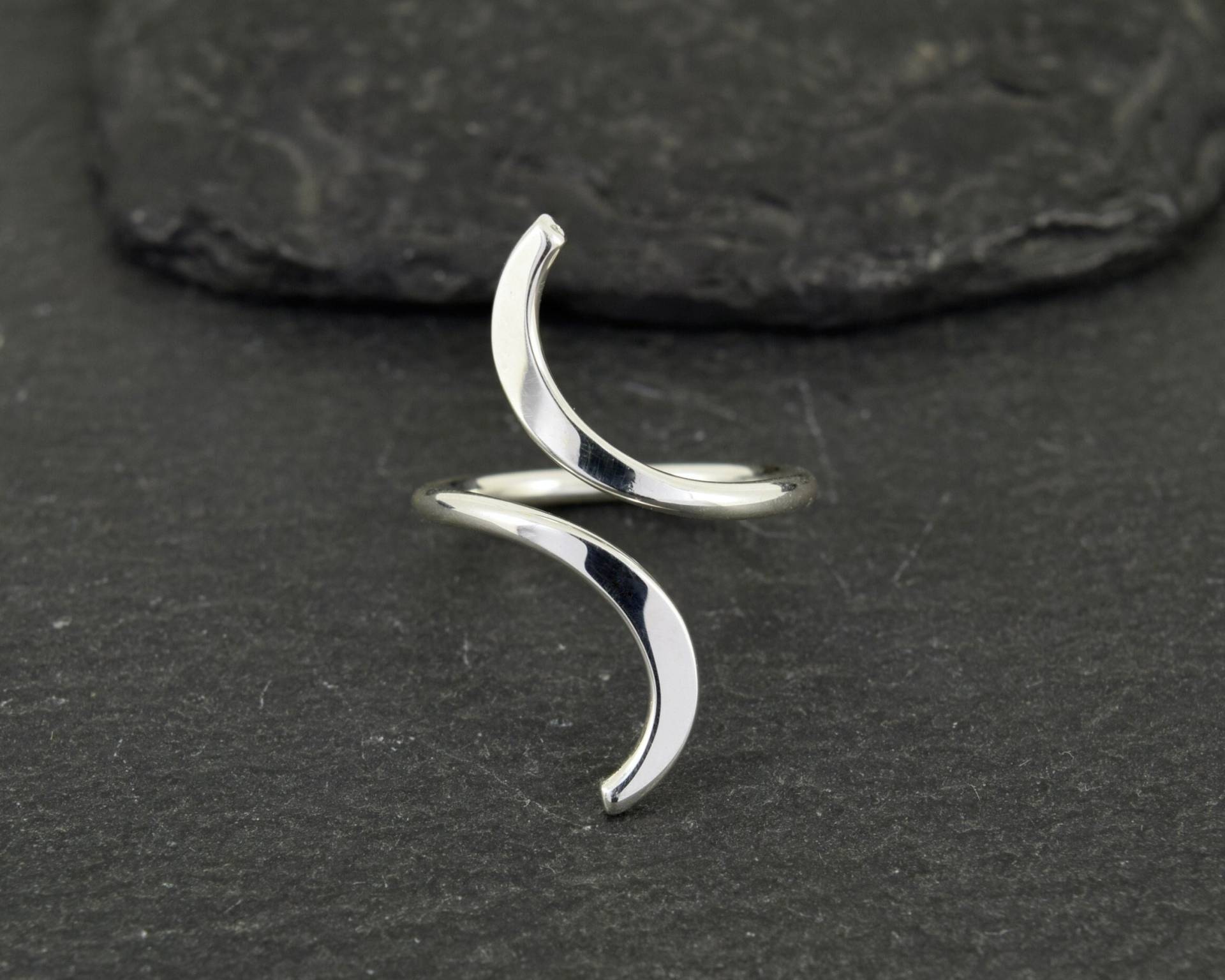 sterling Silber Ring | Swirl 925 Minimalistisch 925Er Silberdraht Gewickelter Gehämmert Schlicht Dreh-Ring sterling Silber Ring | Swirl 925 Minimalistisch 925Er Silberdraht Gewickelter Gehämmert Schlicht Dreh-Ring von SynergicDesigns