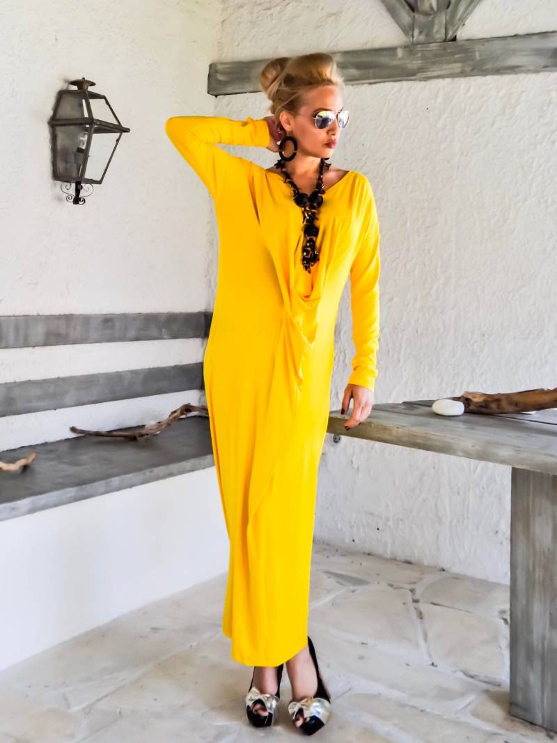 Gelbes Maxi Kleid/Gelber Kaftan Mit Langen Ärmeln in Übergröße Umstandskleid V Ausschnitt Midi #35221 von SynthiaCouture