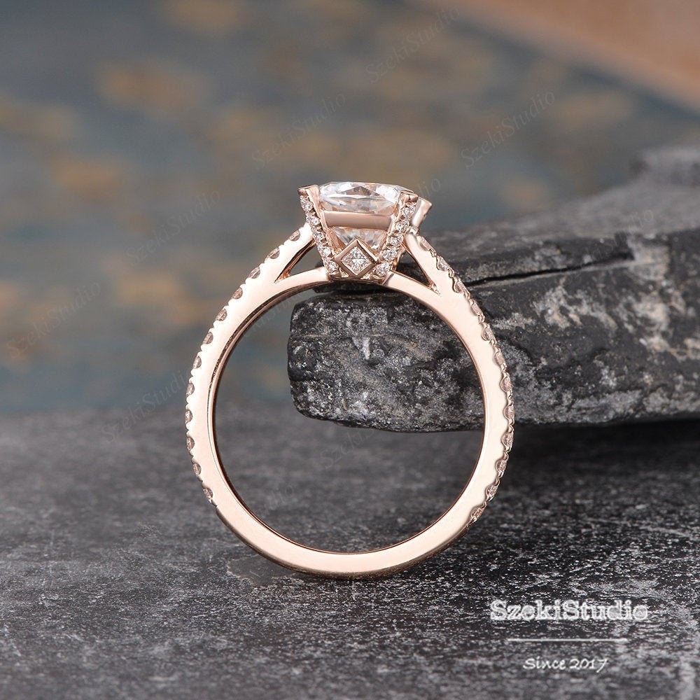 Antik Moissanit Verlobungsring Rosegold Kissen Ring Unikat Boden Solitär Halbe Ewigkeit Braut Jahrestag Frauen von SzekiStudio