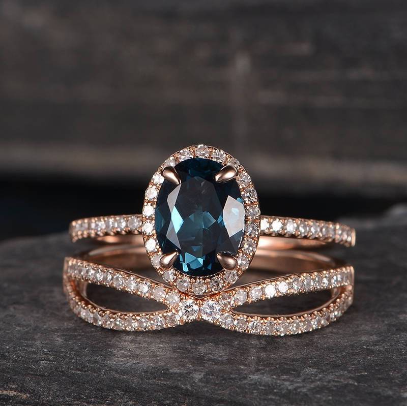 London Blue Topas Verlobungsring Braut Set Rosegold Oval Cut Halo Halbe Ewigkeit Infinity Diamant Band Birthstone Match Frauen Jahrestag von SzekiStudio