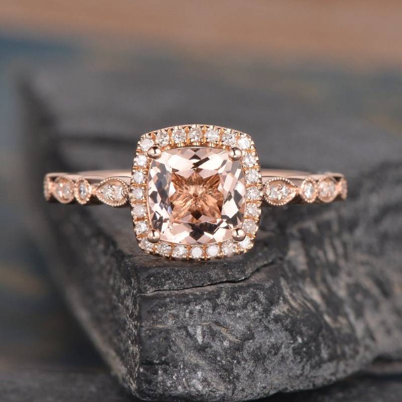 Morganit Verlobungsring Rosegold Art-Deco-Kissenschliff Ring Halo Diamant Halbe Ewigkeit Band Frauen Versprechen Jahrestag Geschenk Für Sie von SzekiStudio