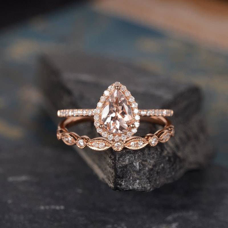 Morganit Verlobungsring Set Rosegold Braut Birnenförmig Ring Halo Diamant Hälfte Eternity Band Frauen Tear Drop Jubiläum von SzekiStudio