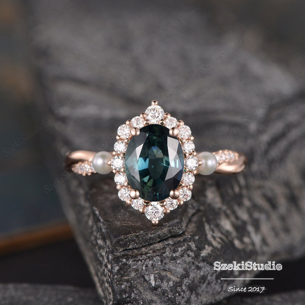 Natürlicher Grüner Saphir Verlobungsring Set Rose Gold Braut Teal Frauen Oval Halo Diamant Infinity Ehering Schmuck von SzekiStudio