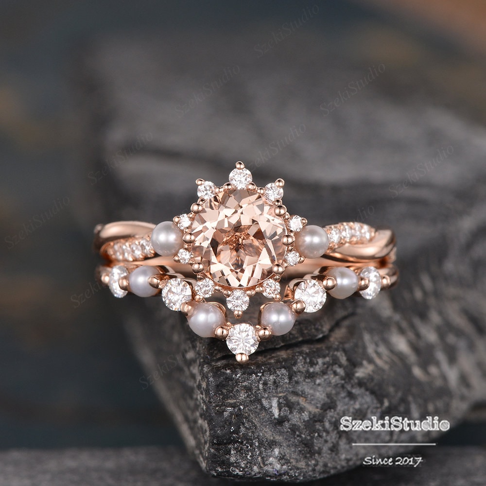 Perle Morganit Braut Set Rose Gold Verlobungsring Infinity Diamant Ring Birthstone Juni Cluster Gebogener Ehering Frau von SzekiStudio