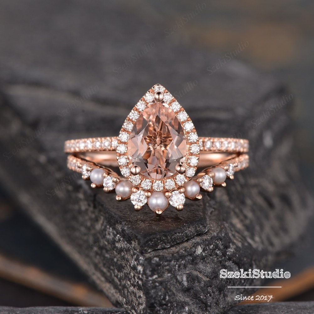 Perle Morganit Verlobungsring Set Rose Gold Braut Hochzeit Halo Diamant Halbe Eternity Band Frauen Tear Drop Jahrestag Geschenk von SzekiStudio