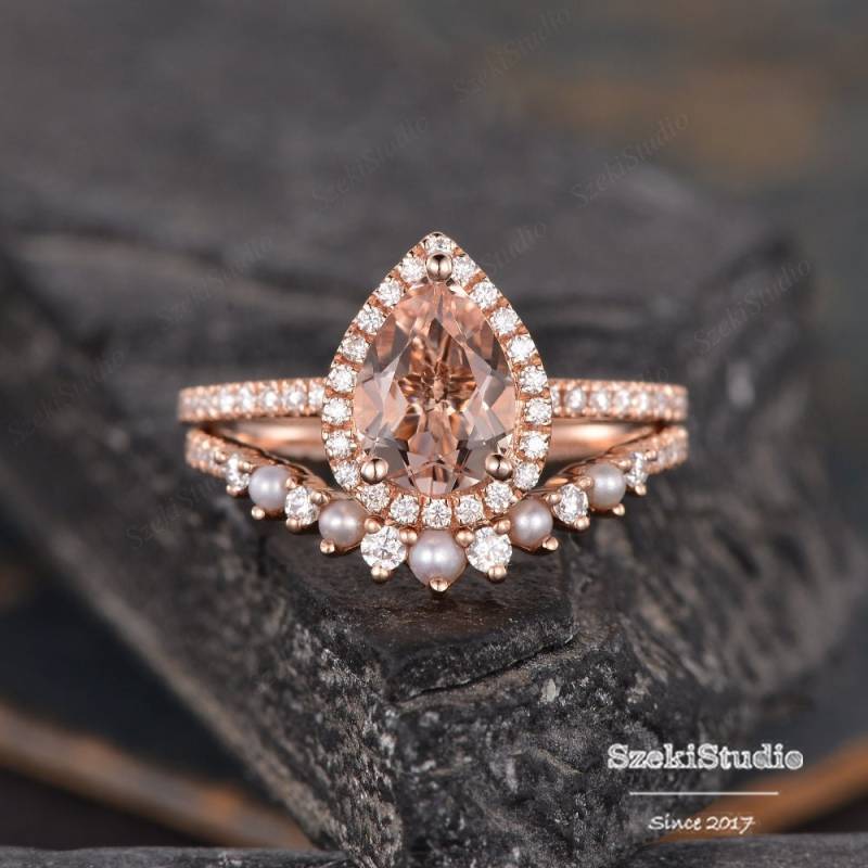 Perle Morganit Verlobungsring Set Rose Gold Braut Hochzeit Halo Diamant Halbe Eternity Band Frauen Tear Drop Jahrestag Geschenk von SzekiStudio