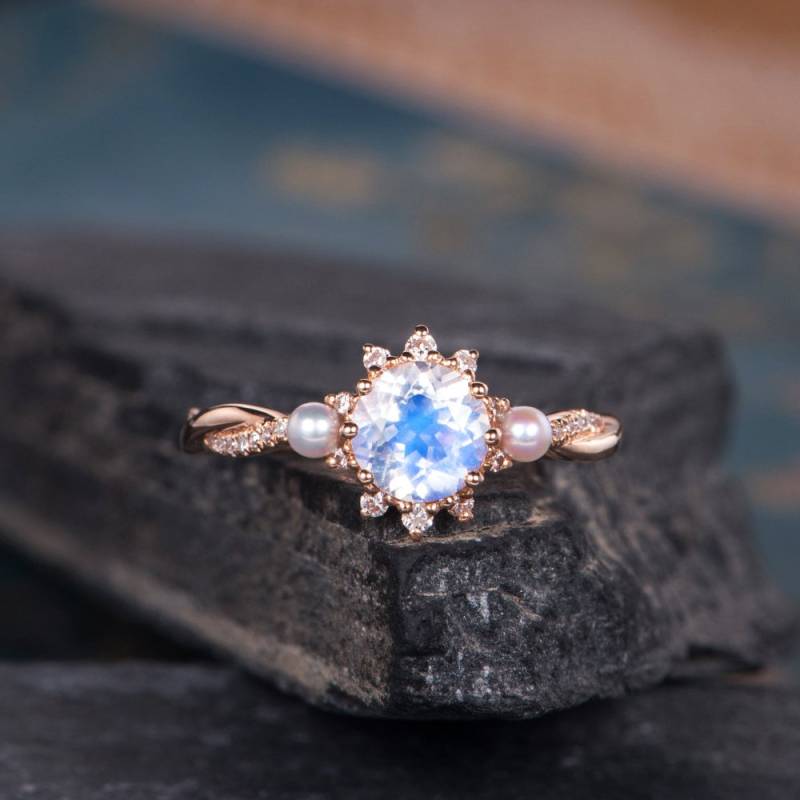 Regenbogen Mondstein Rose Gold Verlobungsring Infinity Ehering Akoya Perle Geburtsstein Juni Brautring Diamant Frauen von SzekiStudio