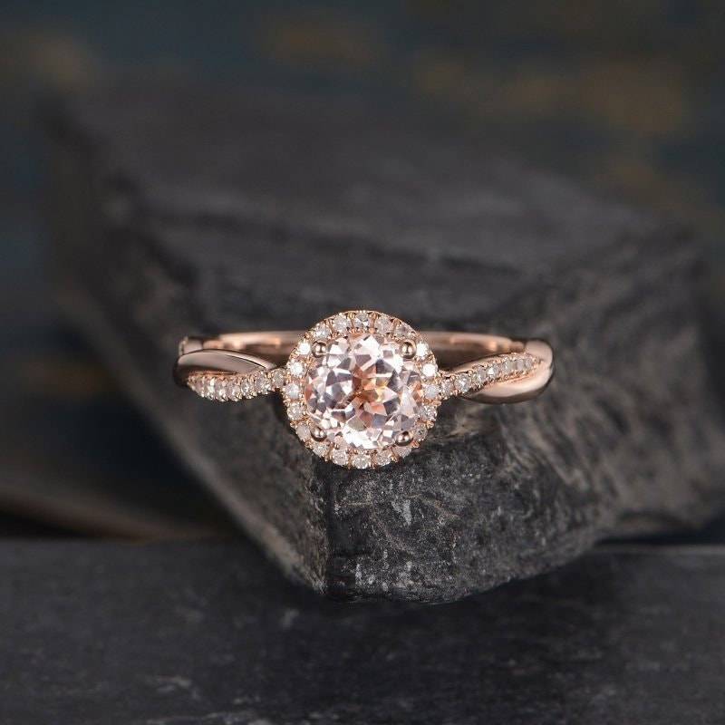 Rose Gold Morganit Verlobungsring Diamant Halo Hochzeit Braut Versprechen Half Eternity Frauen Jahrestag Twist Geschenk Für Sie Antique von SzekiStudio
