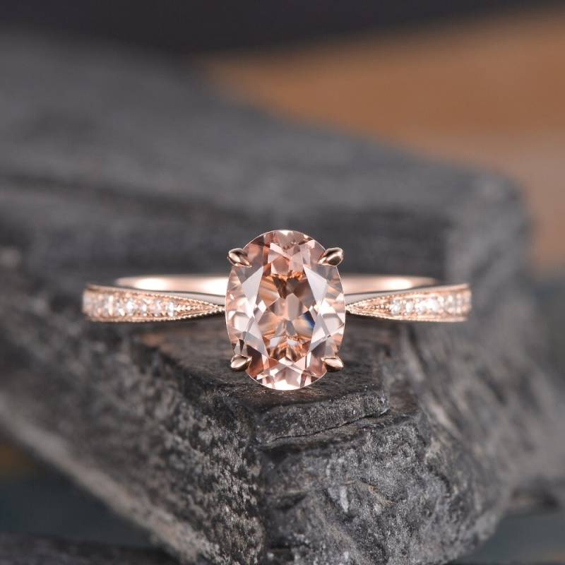 Rose Gold Verlobungsring Oval Schliff Morganit Ring Milgrain Diamant Band Halbe Ewigkeit 6x8mm Peachy Braut Ehering Frauen Jahrestag von SzekiStudio