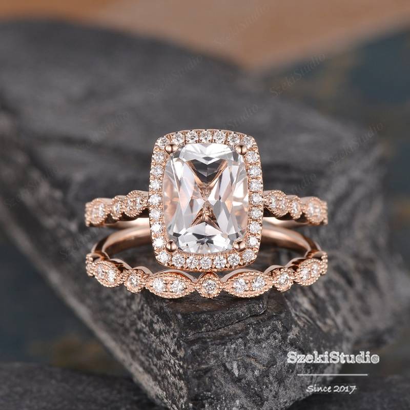 Weißer Topas Verlobungsring Set Rosegold Kissenschliff Brautschmuck Diamant Frauen Ehering Antik Jahrestag Versprechen Ring von SzekiStudio