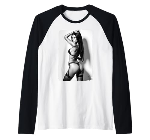 T-Shirt mit Mädchen drauf - Sexy Booty Bikini Modell #5.1 cm B&W Raglan von T-Shirts with girls on it by NSPART